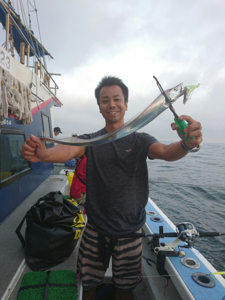 船タチウオ釣りに行って来ました‼
