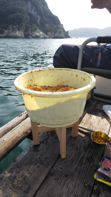 高い素材 筏釣り カセ釣り かかり釣り 差し込み式 ダンゴ桶台 テーブル