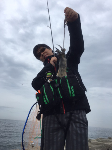 o0480064114040467175