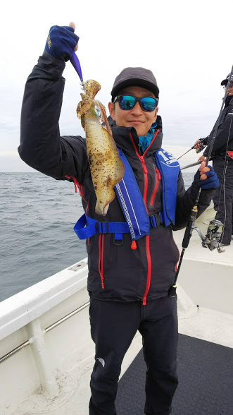 F799C51E-BB0C-40D5-950A-B085B9751B31