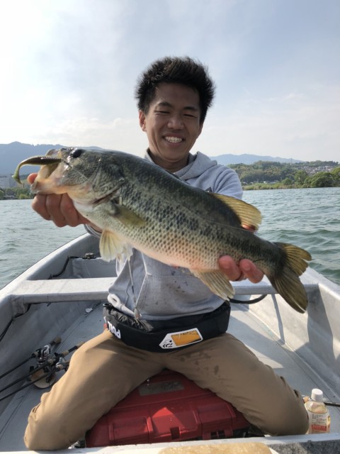 7dc30279-c330-4b0c-bb9b-f5e56c84aae3