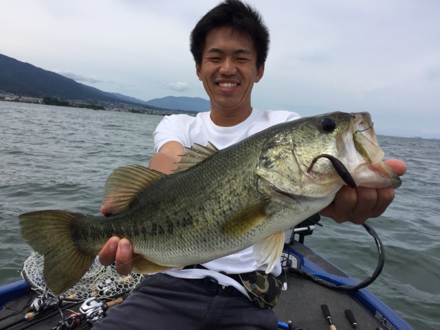 04e98a44-749a-49c2-8bdc-5dc49c3fbb7a