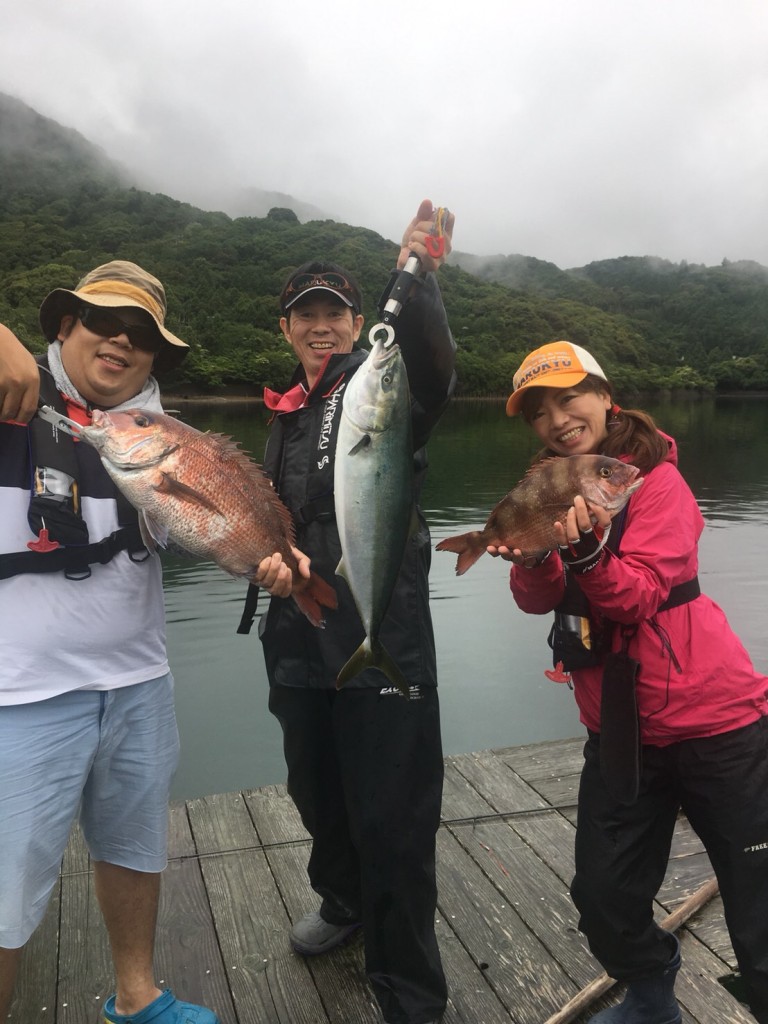 32D1F7BC-420C-4DD2-9D1C-2C42974012DD