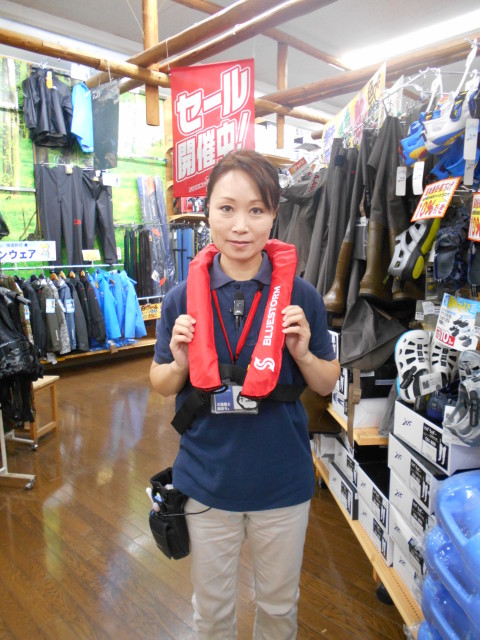 手動膨張ライフジャケット入荷！