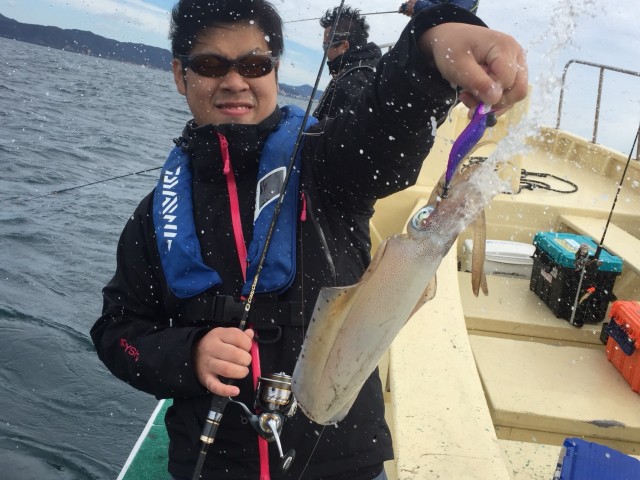 03bdf4a0-2d9c-433b-a237-1332b083e22e