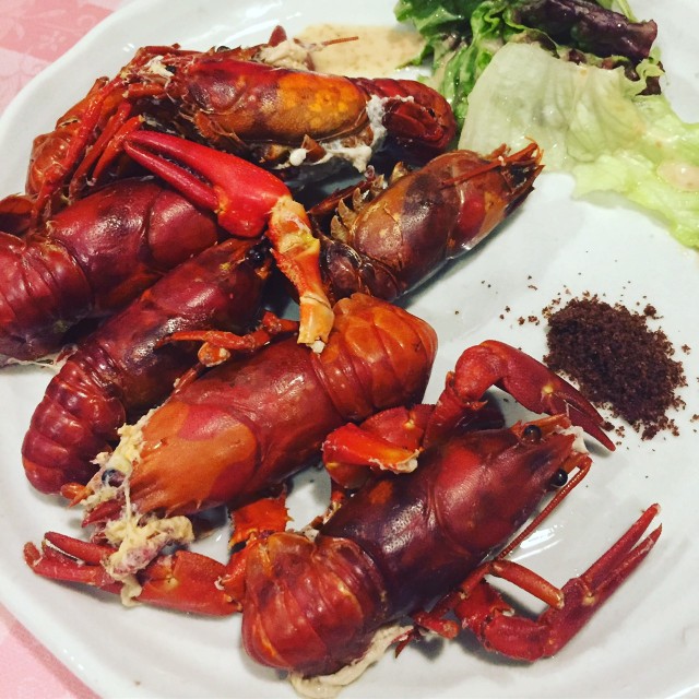 588bbead-60af-4cfd-9c18-458de3784345