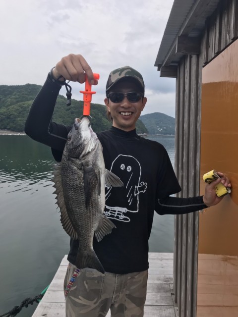 704ce49b-7427-4699-bbce-7335db26ce1e