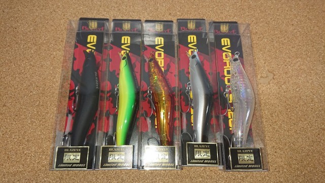 エヴォルーツ限定カラー入荷！