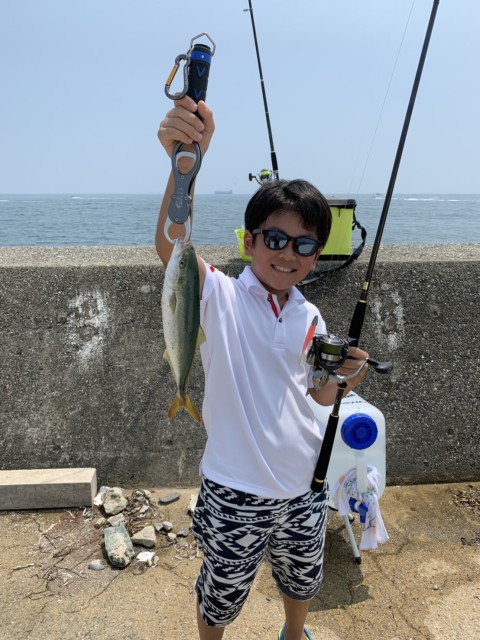 またまたお客様釣果です‼知多半島ツバス‼