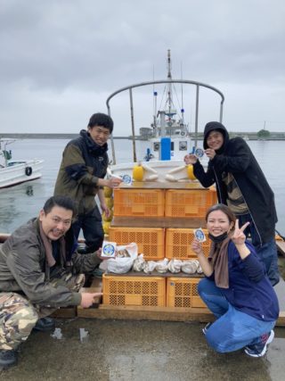 7B8F6556-A672-407B-9154-FA81FDA3F069