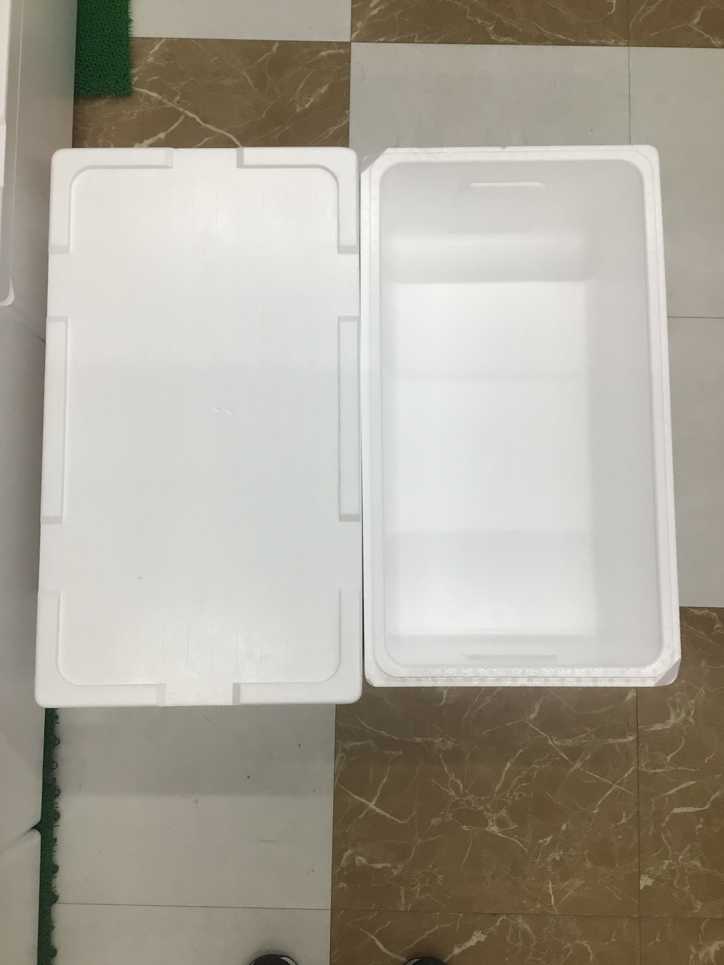 8234C413-D10F-47D2-8A07-FE6B5D203AEB