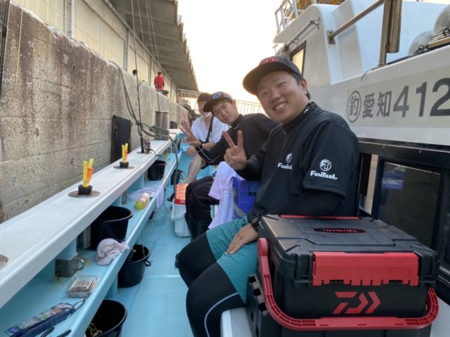 A7427E76-8925-48E4-86F3-FFE755A4E3F4