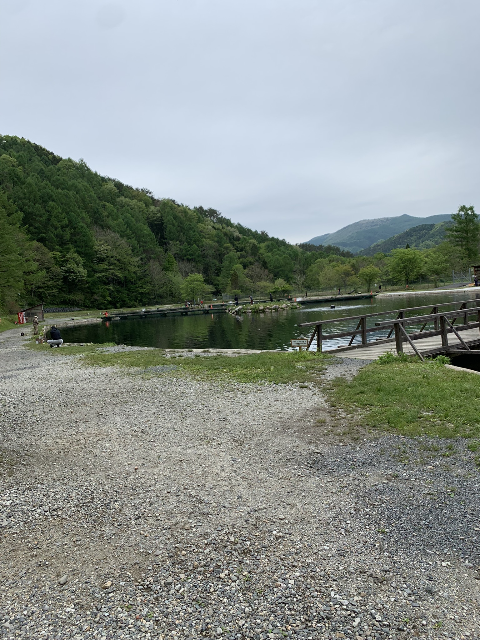 B7B30AD9-257D-4B20-B330-2E9165446AB3