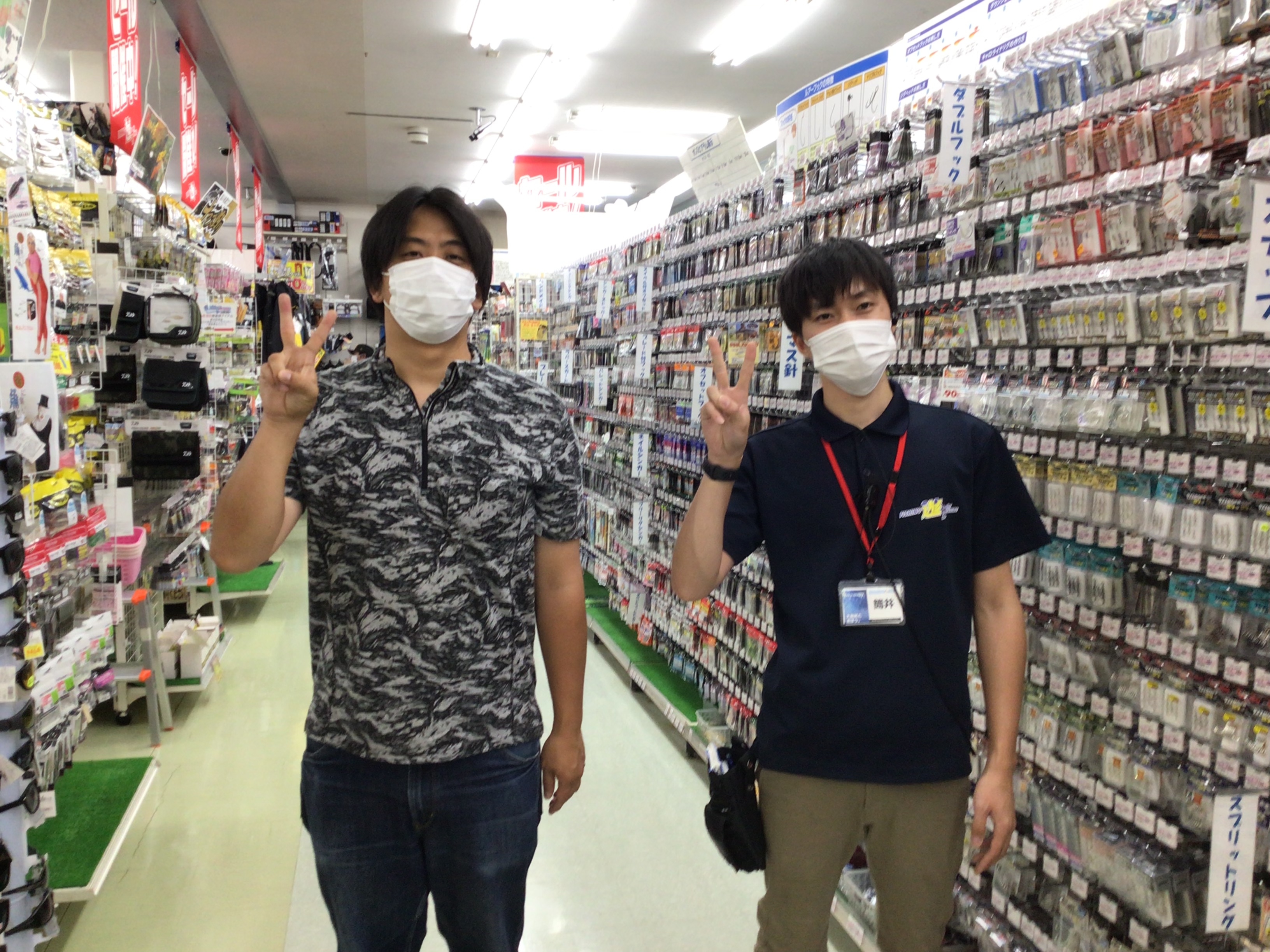 41CF6B0F-AF4D-4556-BB18-3F1A0DB7F6A2