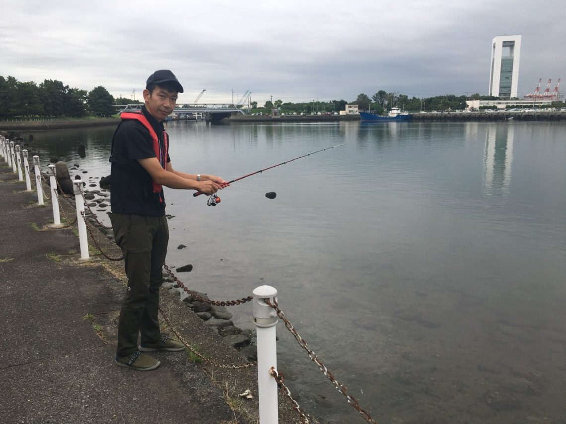 B8E18BD1-A1C3-4DCD-B194-44D46E856386