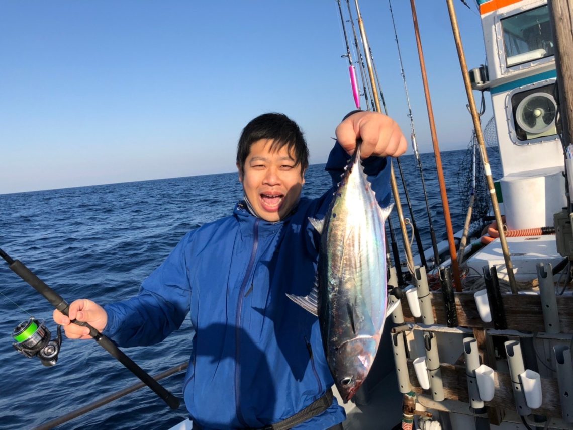 7A29346C-8FFC-4D17-8AEC-9E5996A060D9