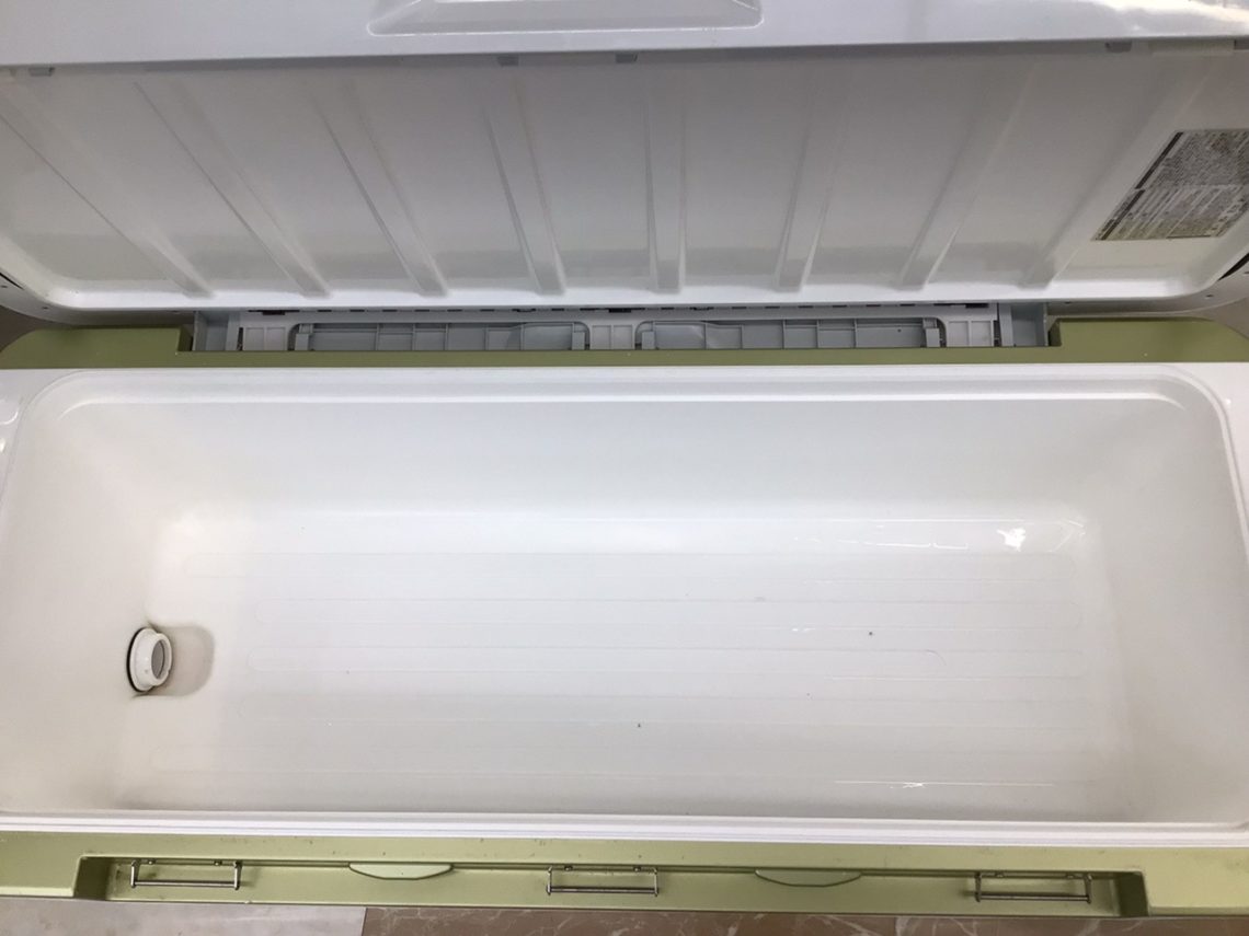 E25CA6FE-5454-4DA6-8B5D-073E65B84D3E