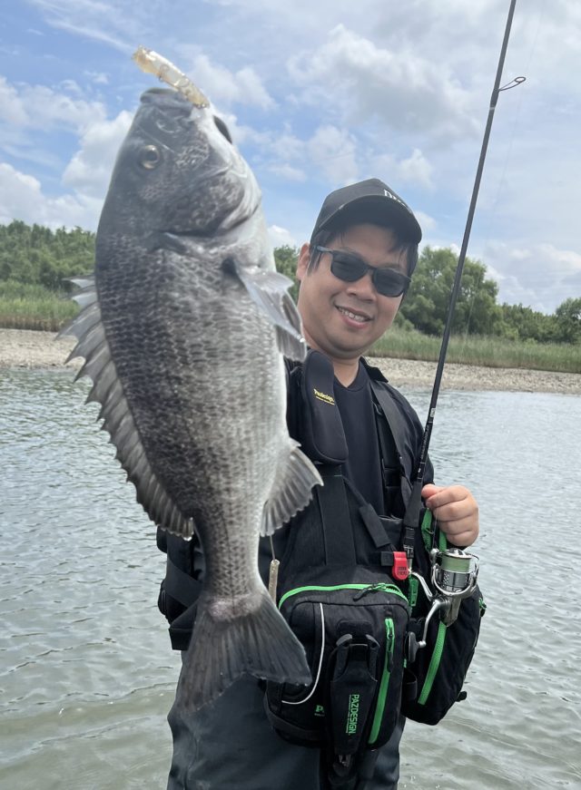 A0C334BB-F13C-450B-83EE-FFD4ACE68001