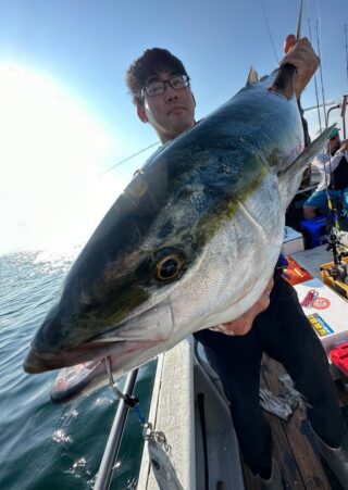 o1080144015344033645