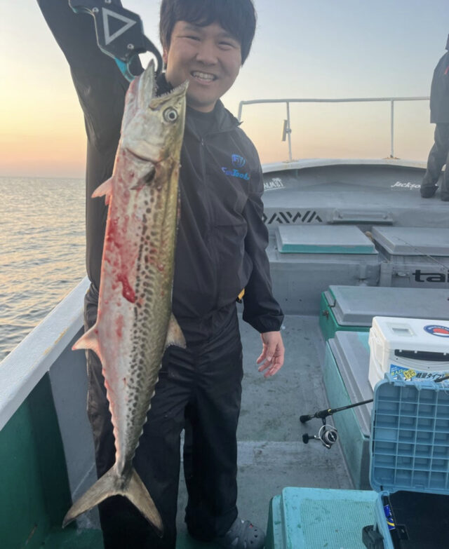 1FB656FE-EA81-4E29-8CFB-C19B6B1B0442