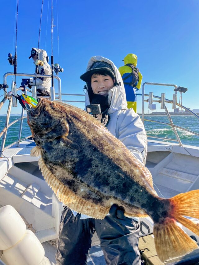 Point-Blur_20251218_180153-640x853