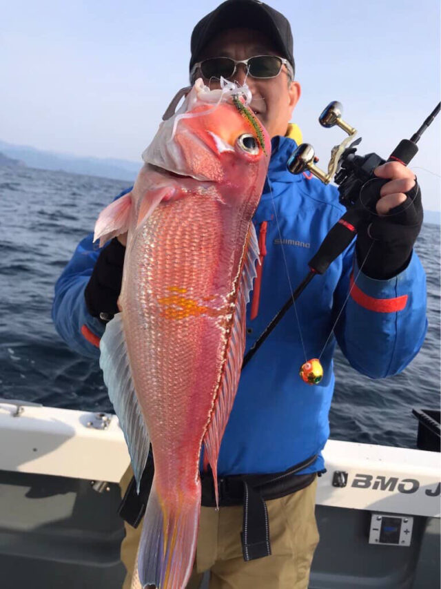 B94D93C6-C27B-4FBF-BE5B-34AD2A14F894